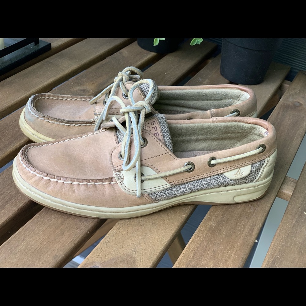 Women’s sperry’s